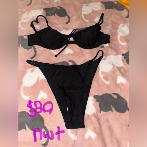 bikini - Picture 2 of 7